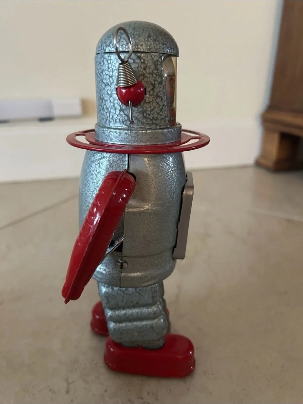 Astro Scout Robot Tin Wind up with key. Works